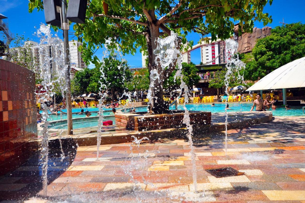 Caldas Novas Imperio Romano Com 1 Dia No Acqua Park Εξωτερικό φωτογραφία